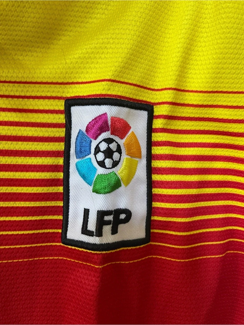 Nike Men’s Long-Sleeve FC Barcelona 2013/14 Neymar Jr #11 Away Shirt, Size L
